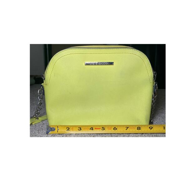 Steve Madden - Bright Yellow Purse with Silver Accents - Picture 11 of 16